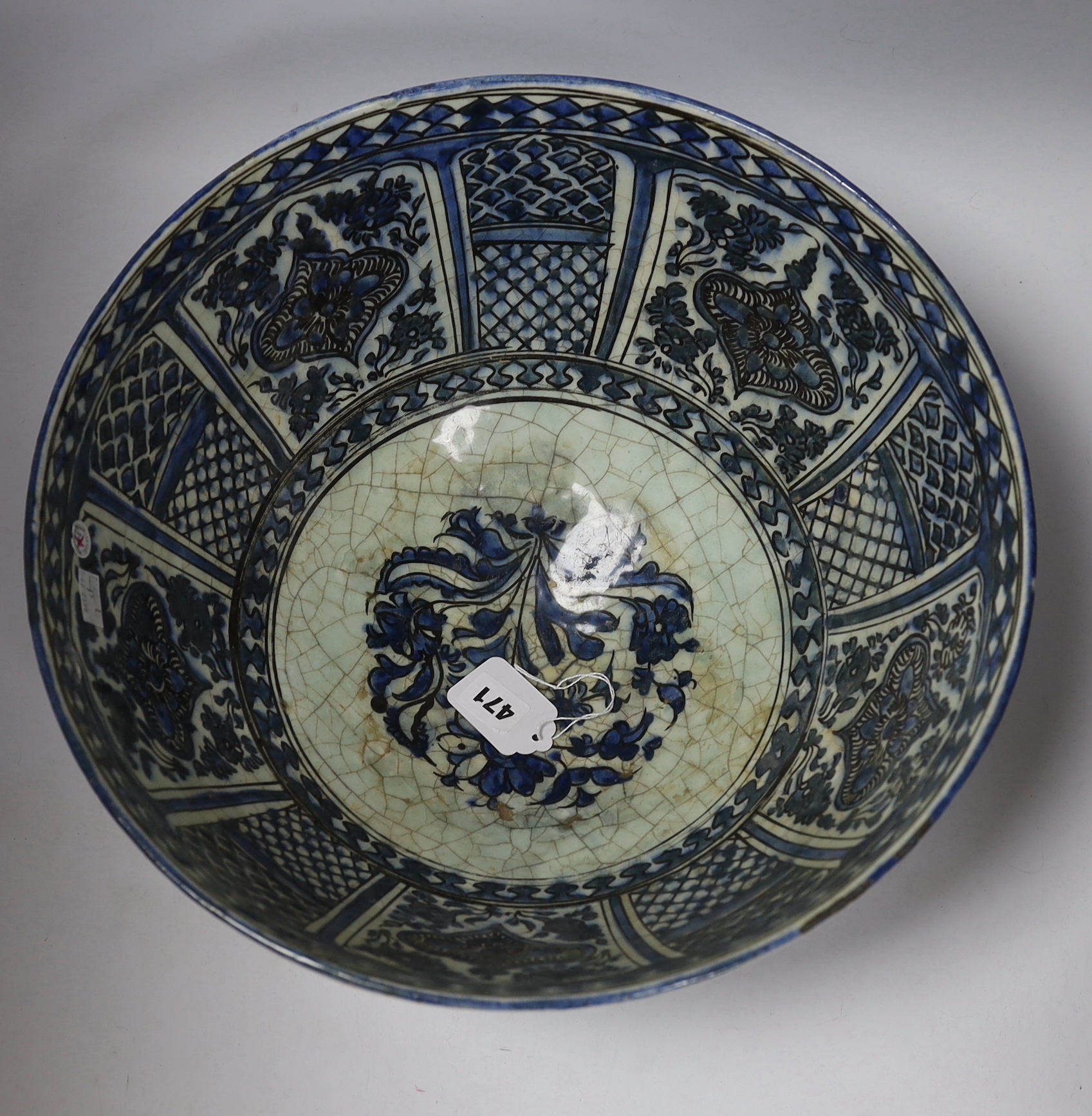 A large Persian underglaze blue and black fritware bowl, Safavid, 17th/18th century